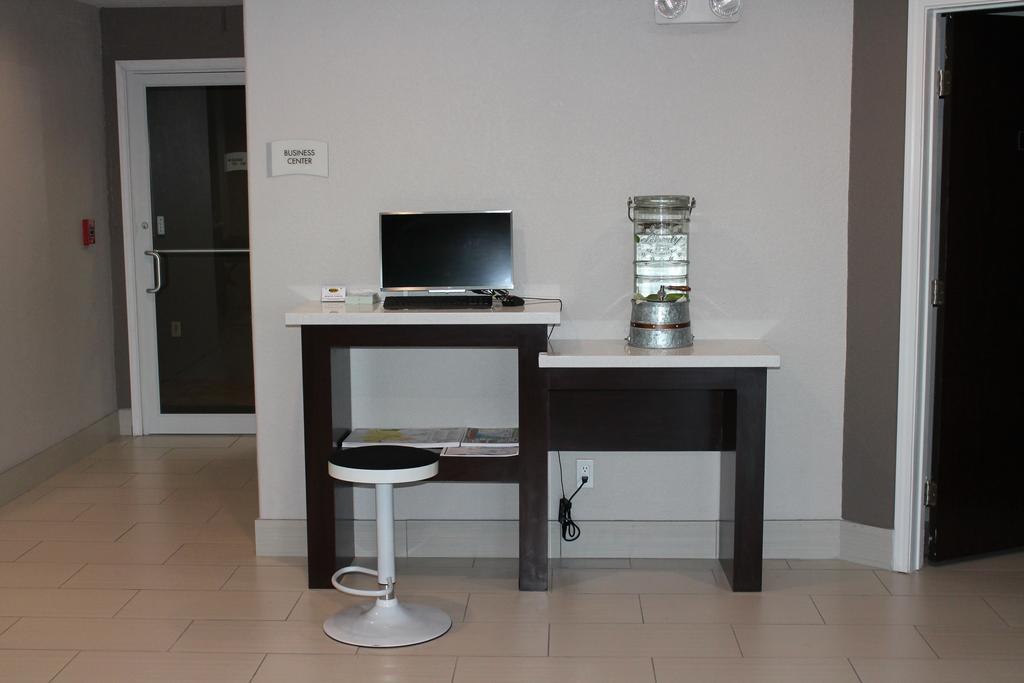 Quality Inn & Suites Port Arthur - Nederland מראה חיצוני תמונה