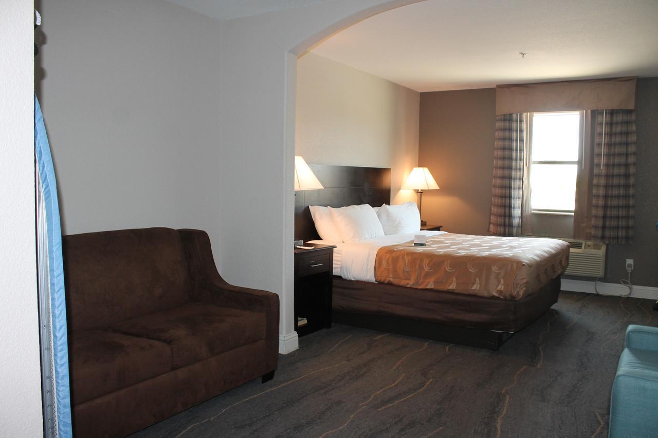 Quality Inn & Suites Port Arthur - Nederland מראה חיצוני תמונה