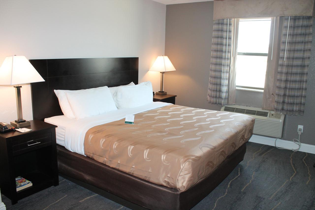 Quality Inn & Suites Port Arthur - Nederland מראה חיצוני תמונה